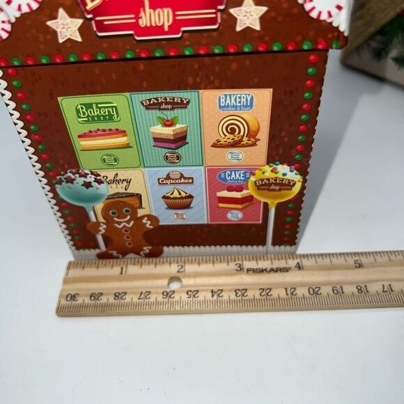 Set of Two Decorative Gift Boxes. - Picture 11 of 14